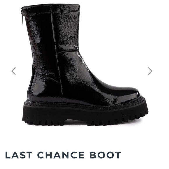 Seychelles LAST CHANCE Boots patent leather size 6